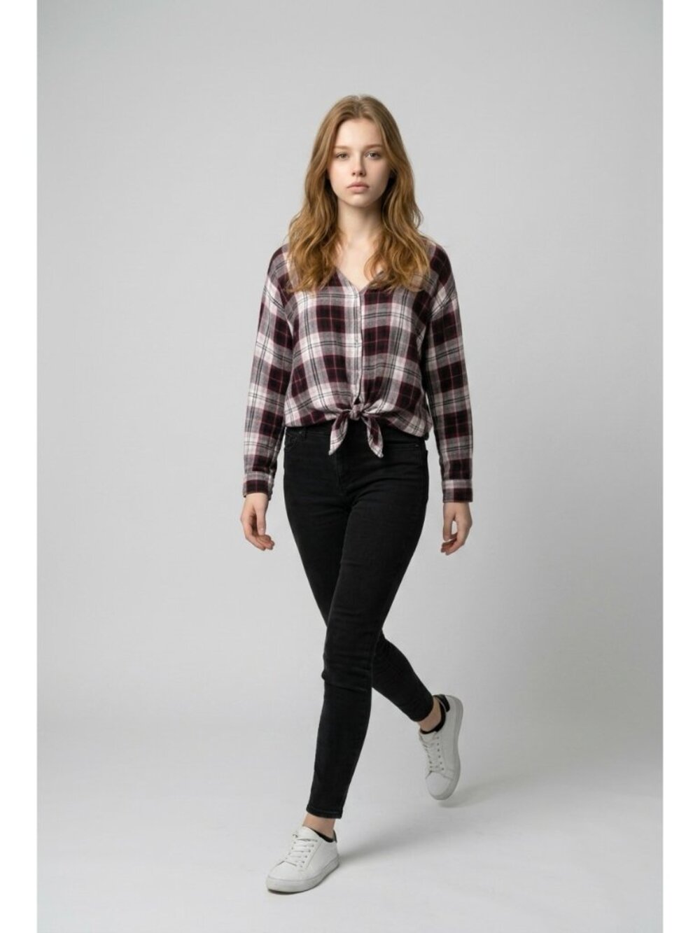 NWT Express Plaid Tie Hem Top Womens Size M Casual Shirt Blouse